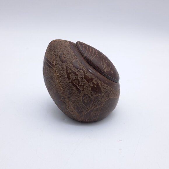 African Coconut Gourd Box From Cape Verde - Picture 5 of 11